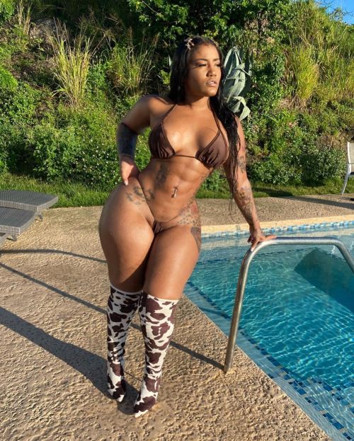 sweetjones810:  blackbutterflyentertainment:  BLACKBUTTERFLY❤️   BEAUTIFUL ❤️