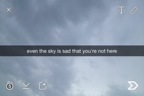 lindsaylohoean:  please come 