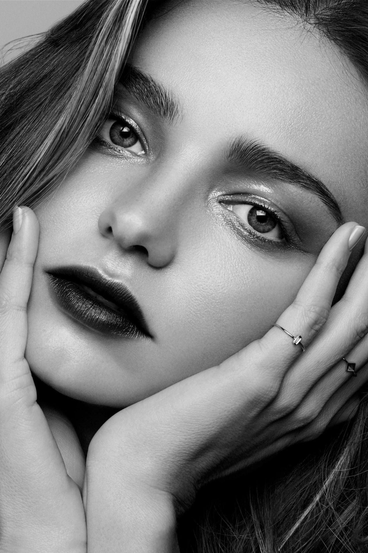 amy-ambrosio:  Miranda kerr in “Love your lips” by Alique for Glamour Magazine,