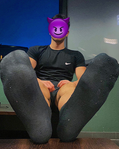 gymsoccermaster:My Socks are so stinky 