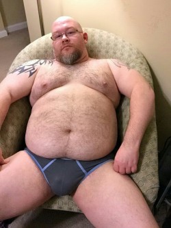 Luver Of Big Beefy Hairy Thick Bottom Bears