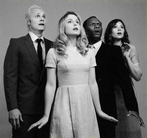 clark-hailey77:Rose McIver, Aly Michalka, David Anders &amp; Malcolm GoodwinPhotography by Tyler Shi