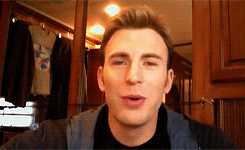 mrsjohnnystorm:Chris Evans greeting his Korean fans for Snowpiercer [x]