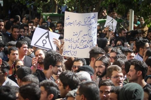 suumaq:  protesters in isfahan. some taken from thinkprogress, some from random twitter accounts. will try to source later when not on mobile. 