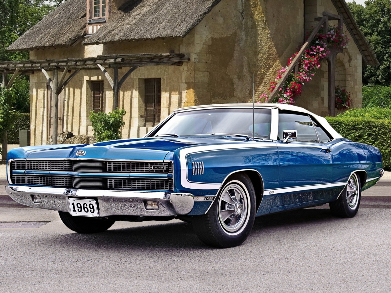 hotrodzandpinups:  HRP  Muscle Cars…  Ford Galaxie 500 XL GT 429 Convertible 1969
