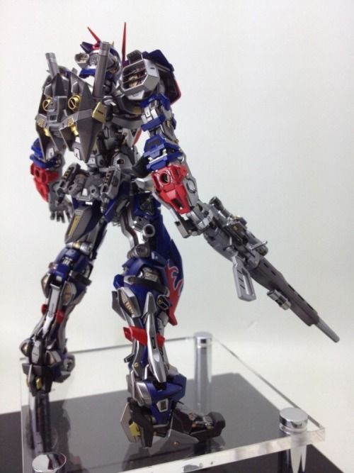 ghostjetshell:“Paganic Astray” | Custom Gundam Model Kit | Transformers: Optimus Prime | By 小鲨