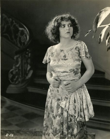 miss-flapper:  Clara Bow in Black Oxen, 1923