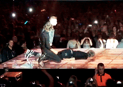  Liam and Harry doing the worm, plus Niall. (x)   