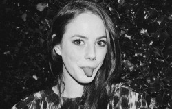 skins&ndash;uk:  Skins Blog