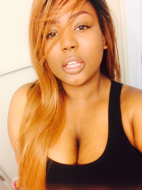 thickerisbetter:  lucidnee:  ayyy  lucidnee