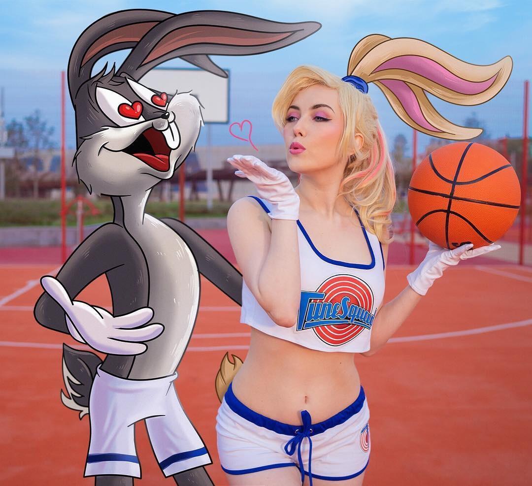 love-cosplaygirls: Lola Bunny by Helen Stifler (now with bunny ears)