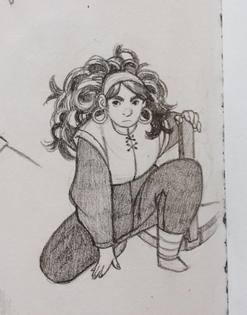 queenoftheantz:I had these sketches of Julia lying around in my sketchbook too! Fellow rebellion lea