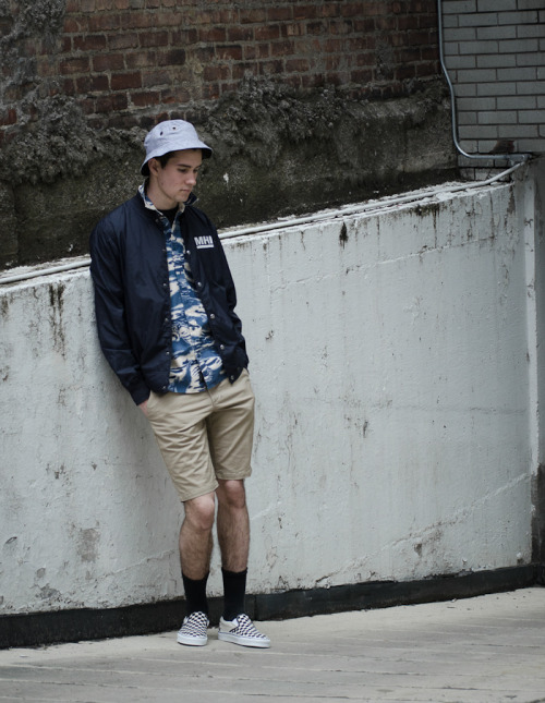 trill–shiit:  .