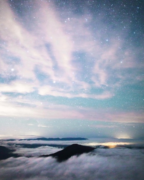 aarondav1s:My favorite thing about night photography is you’re never quite sure what you’re going to