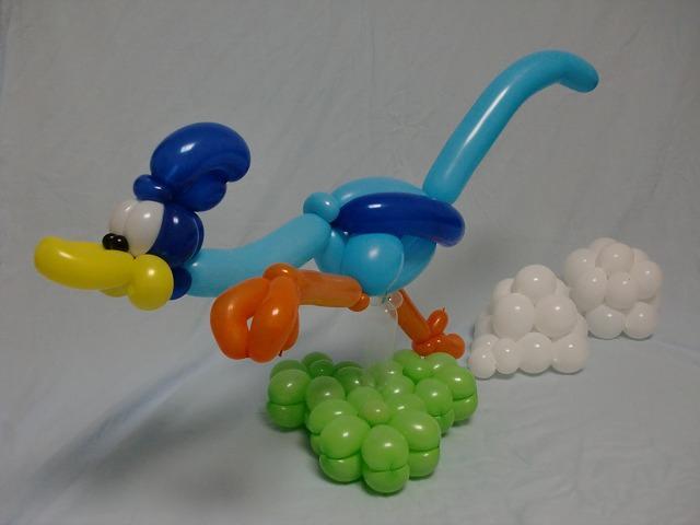 ca-tsuka:  Balloon sculptures by Masayoshi Matsumoto.