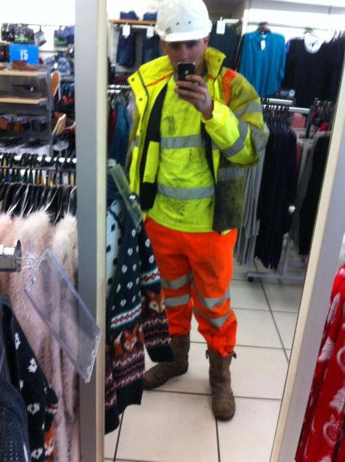 kevstinky: workerscot:  cfc-lad:  Clothes shopping straight from work  The way to do it.  you got al