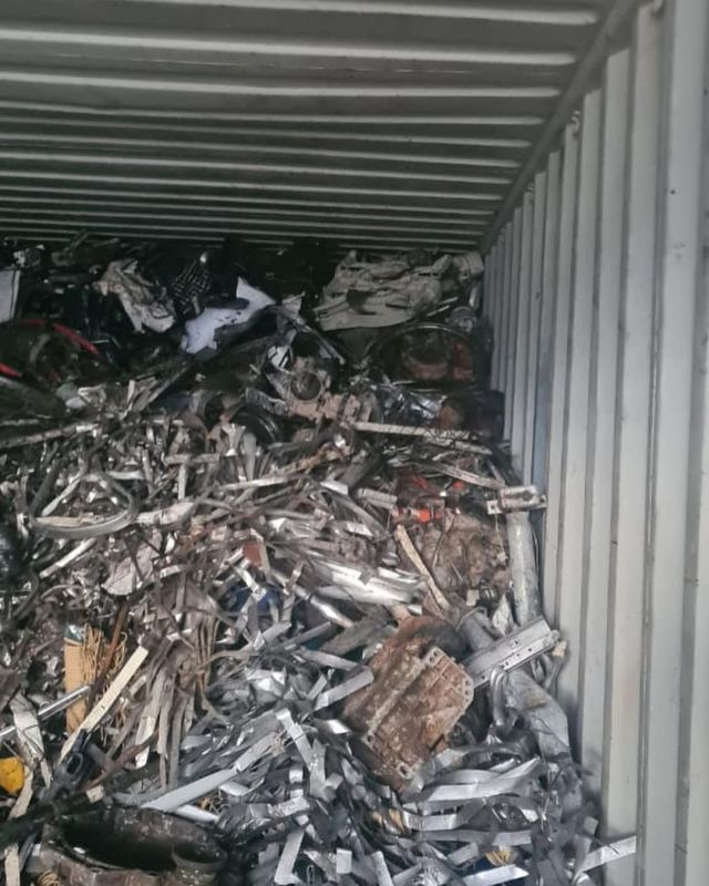 Aluminum / Iron mix material available on Spot and Monthly basis  End buyers or traders are welcome to contact.  WhatsApp: +971 561-456-354 Visit: https://waterlink-corp.com  #waterlinkcorp #import #export #zorba #nonferrous #UBC #scrap #scrapmetal #aluminum #recycling #metalscrap #TaintTabor #Profile #Extrusion #Tense #Foil  (at Sharjah, Dubai UAE) https://www.instagram.com/p/CWvfC0vMxjs/?utm_medium=tumblr #waterlinkcorp#import#export#zorba#nonferrous#ubc#scrap#scrapmetal#aluminum#recycling#metalscrap#tainttabor#profile#extrusion#tense#foil