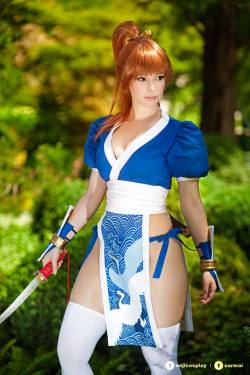 kamikame-cosplay:  kamikame-cosplay:  Kasumi cosplay: Costume, wig and prop made by Enji NightPhotography by Sarmai    Pic added