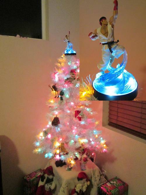 gamefreaksnz:  Convinced the wife to let me choose the tree topper  I hate holidays but I want this tree topper.