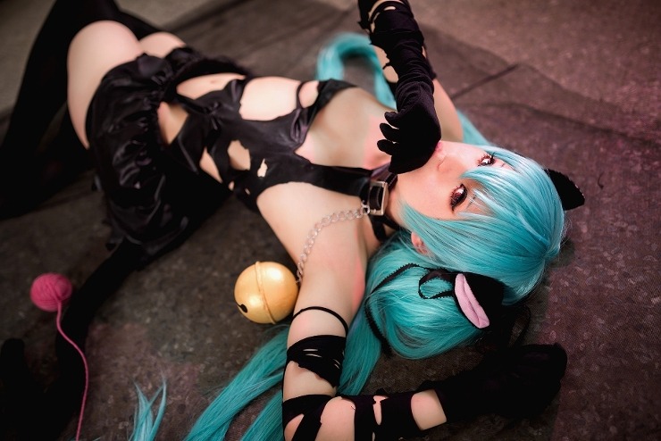 cosplayeverywhere:  Vocaloid ~ Hatsune Miku (初音ミク)(cat’s dance) 