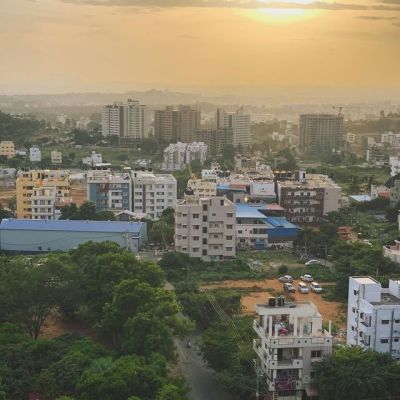 A view of this crazy but beautiful city of Bangalore! (at Chartered Beverly Hills)
https://www.instagram.com/p/Bzcbm8JFcEQ/?igshid=ri5c87iryfmn