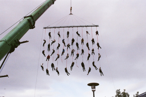 1000scientists: People Crane, Reykjavik, 2012 Daniel Grendon