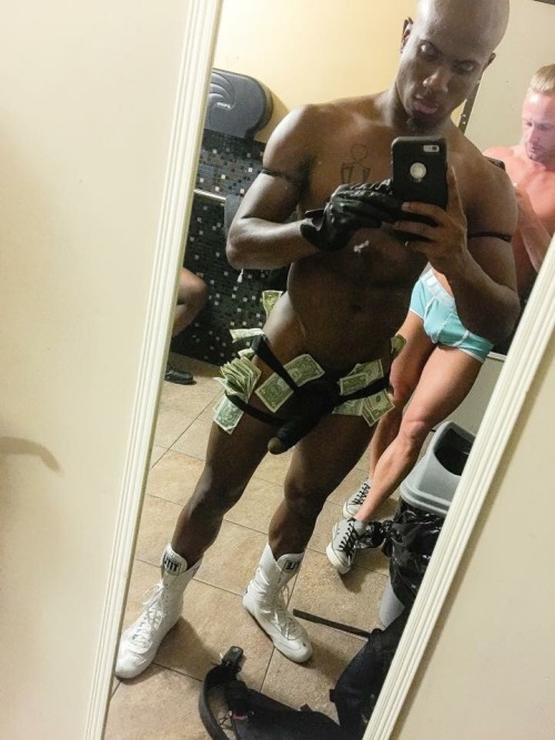 XXX Black Stripper Worshippers photo