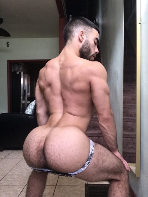 http://bussyx.tumblr.com/post/165247920559