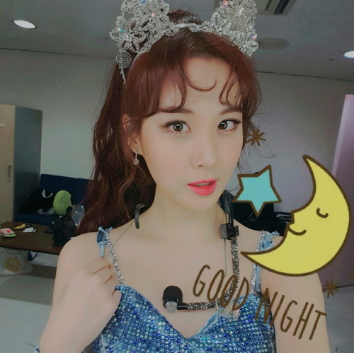 ryanjimic: ⠀⠀⠀⠀⠀⠀✿ฺ ━ seohyun icons ( requested) ⠀⠀⠀⠀⠀⠀ ⠀⠀⠀⠀⠀  ✧like or reblog if you use/save