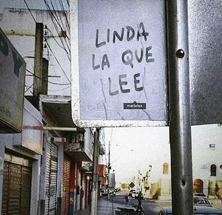 eslighthouxe:  y la que no, también. leer no te hace superior. 