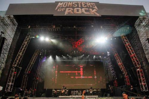 xbvbsimms: Monsters Of Rock; Sao Paulo; Brazil - Black Veil Brides 25/04/2015 Straight from the Mons