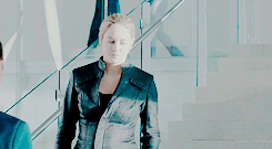beattriss-deactivated20150406:  &ldquo;I am no longer Tris, the selfless, or