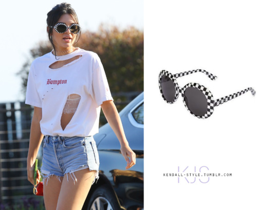 August 28,2016- Kendall was spotted arriving at Nobu Malibu. She wore  NEW WAVE 98 SAINT LAURENTNEW 