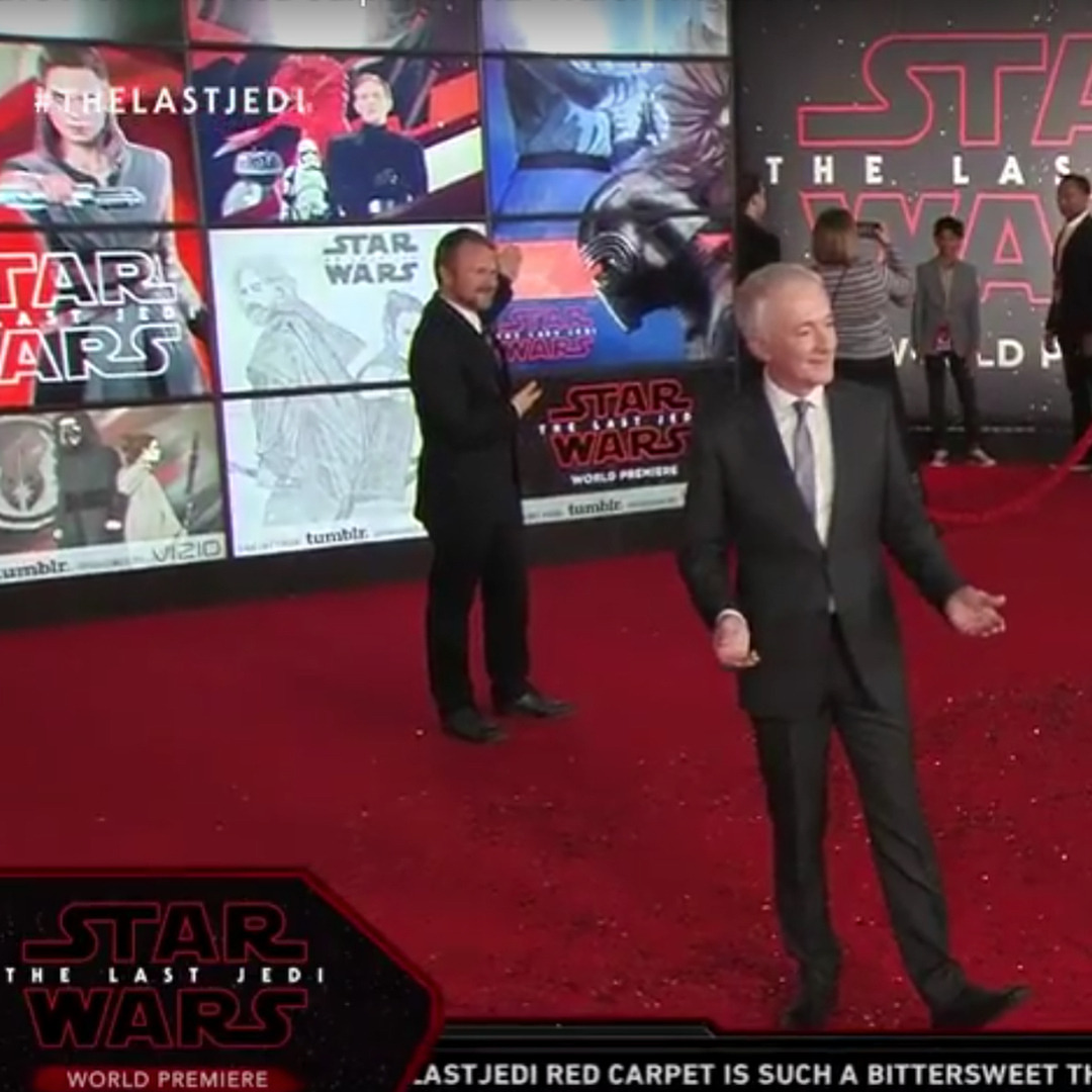 ‪Honored to have my artwork featured at the #TheLastJedi red carpet (top center above @riancjohnson ) #SWSRedCarpet ‬#LFLorbust @starwars @tumblr