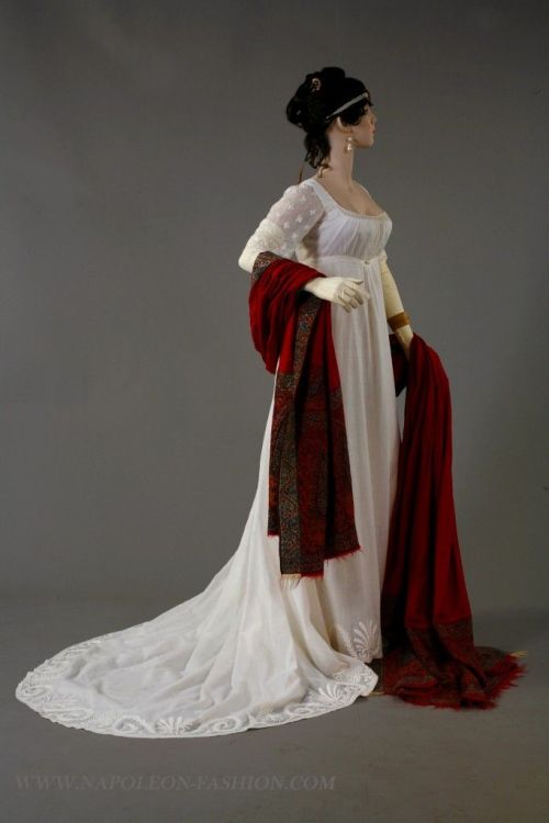 jeannepompadour:“Napoleon and the Empire of Fashion”