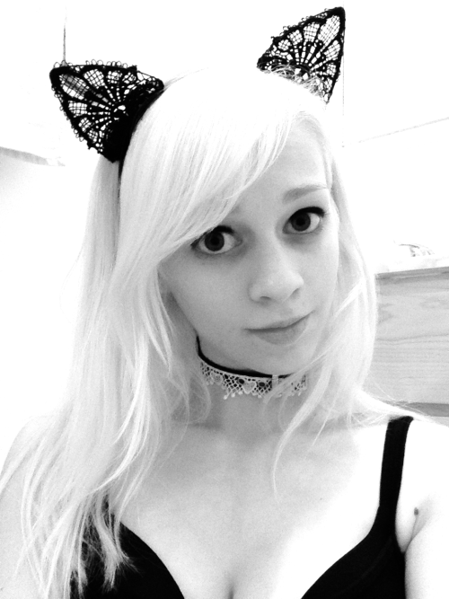 not4commercialuse:  LOVE these new ears =^.^= Mew 