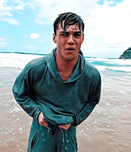  Grayson Dolan  