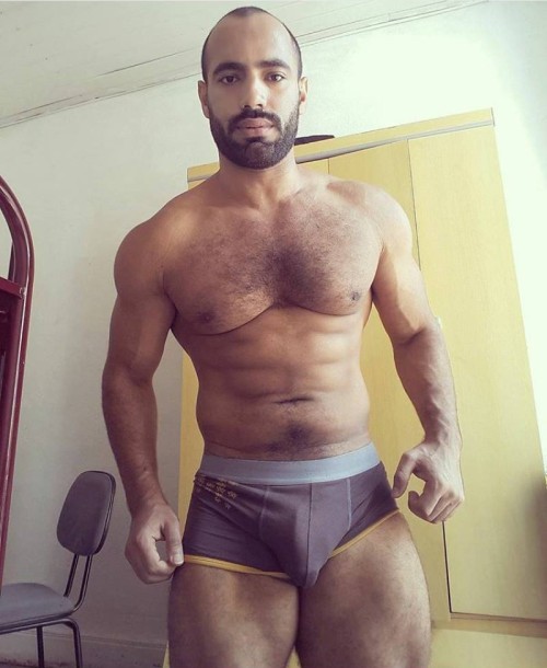 beararabs:  Love this one !  Handsome, hairy, and sexy - my kind of man - WOOF