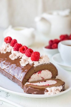 sweetoothgirl:  Chocolate Roll Cake with Raspberry Mousse Filling  