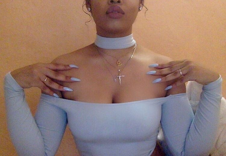 lilgivenchyprincess:  bombshellssonly:  @nelzomo  Amazing 