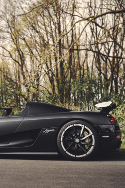 artoftheautomobile:  Koenigsegg Agera via