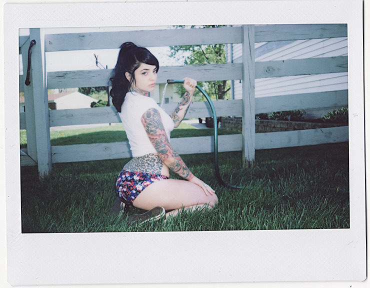 radeo-suicidegirl:  Want More Radeo?! ♥