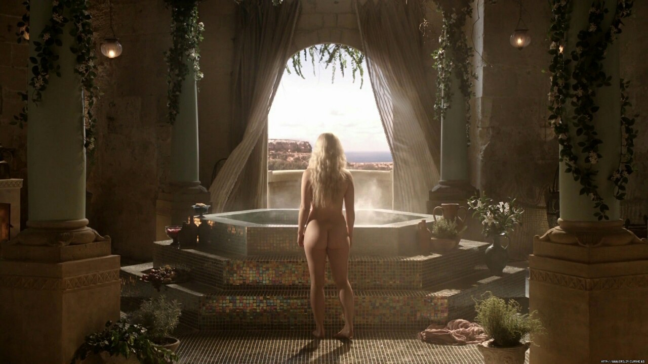 Game thrones emilia clarke nude