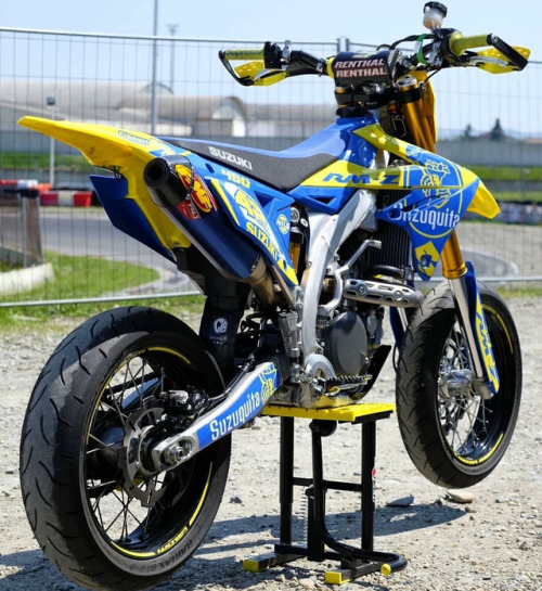 Ask me anything here !!!! Bike: Suzuki RMZ 450 Donations for my Dreambike here. Thanks for your supp