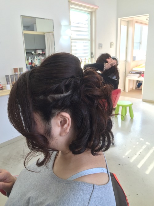 Pretty hairstyle