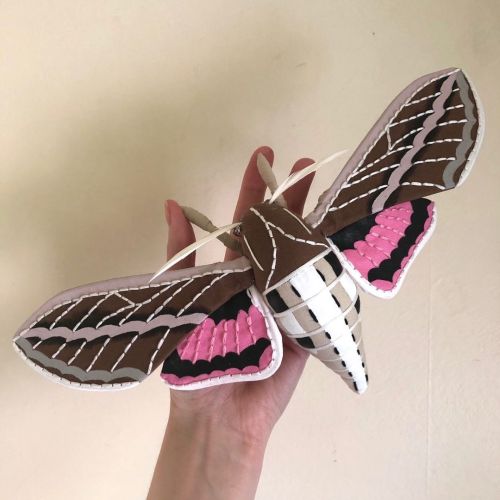 A sweet little hawk moth I made earlier this year for a client ...#moth #mothart #hawkmoth #hummingb