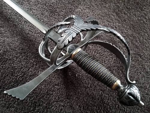 longswordsinlondon:  From http://www.danelliarmouries.com/“For this fully hand carved and engraved beauty I’ve been asked to adapt what was an original italian sidesword design into a rapier. Had to change some of the proportions of the hilt and pommel