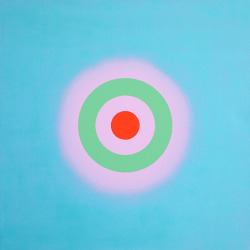 Kenneth Noland.â Mysteries: Afloat.â 2000.