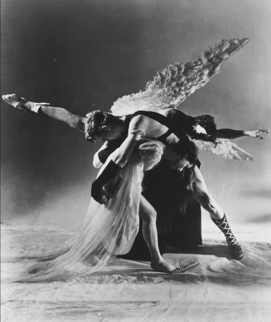 onlyoldphotography:  George Platt Lynes: Lew Christiensen, William Dollar, and Daphne