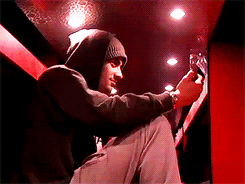 Zaynharry:  Zayn On “Face Time” With His Mum 